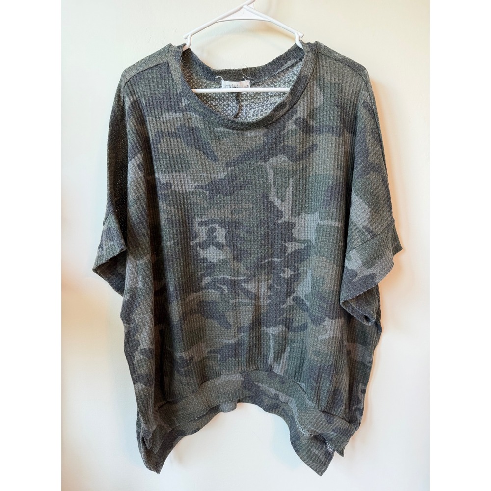 Talulah Camo Waffle Knit Top Green Grey Oversized Thermal Short Sleeve Small
